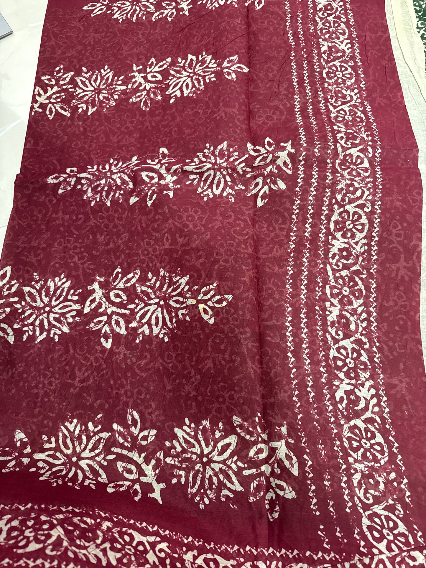 Pure Cotton Bhandini Printed saree with contrast Blouse