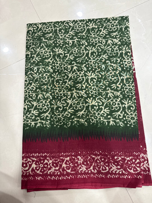 Pure Cotton Bhandini Printed saree with contrast Blouse