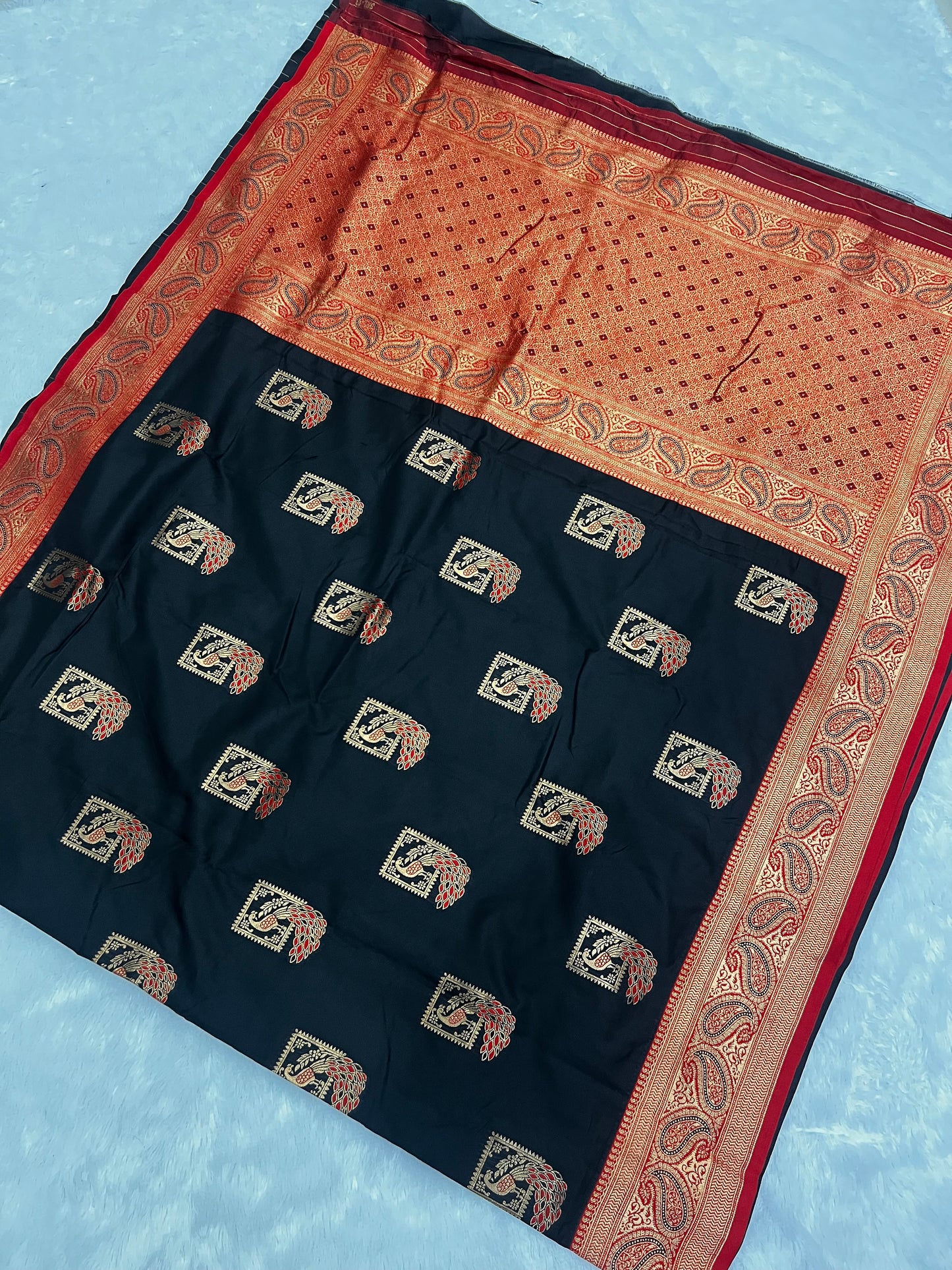 Adorable Banarasi Silk Zari Weaving Saree – Ethnic Wear with Peacock Design