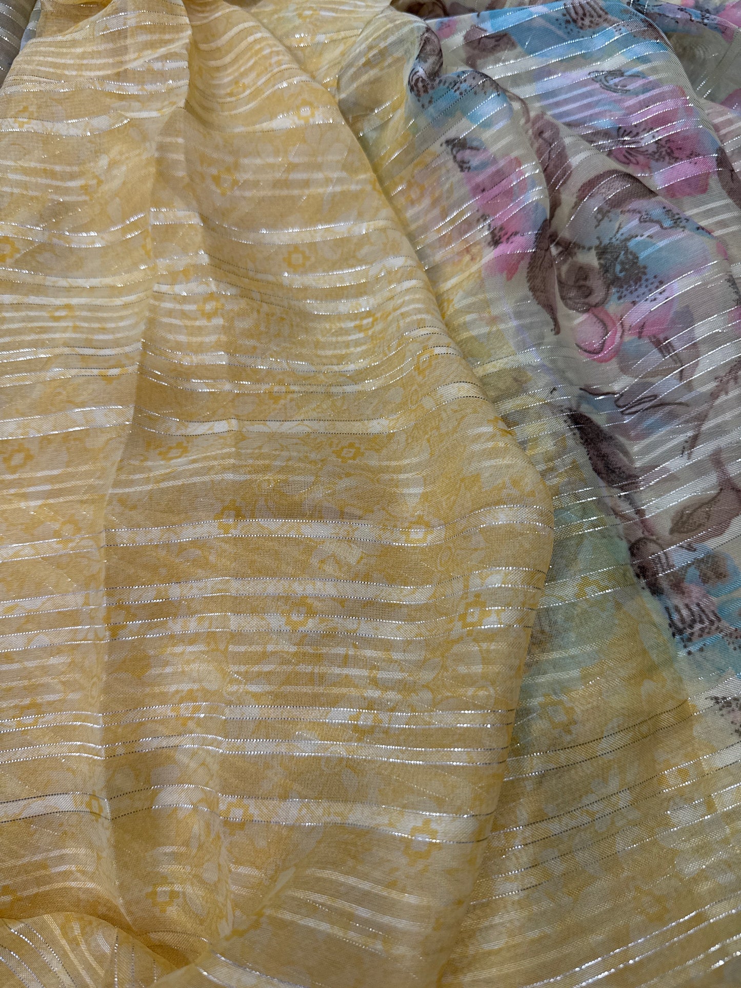 Synthetic silk with sequence lines