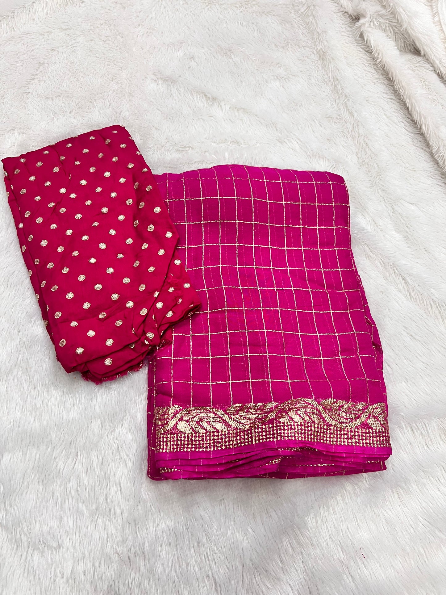 Pure Viscose Chinon Georgette Saree with Zari Checks & Borders