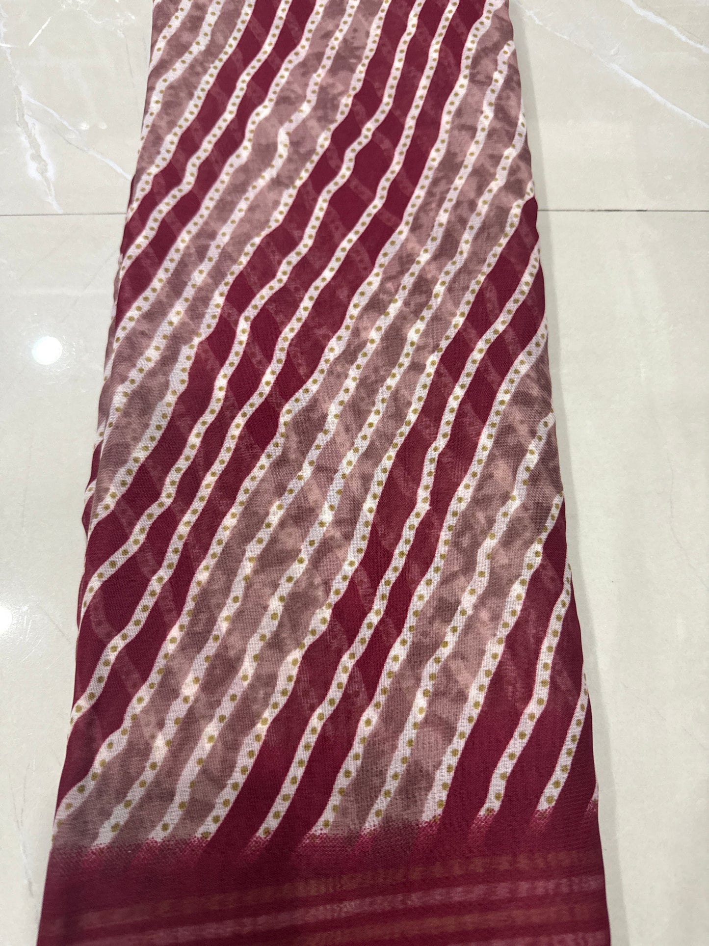 Georgette with sequence lines 280