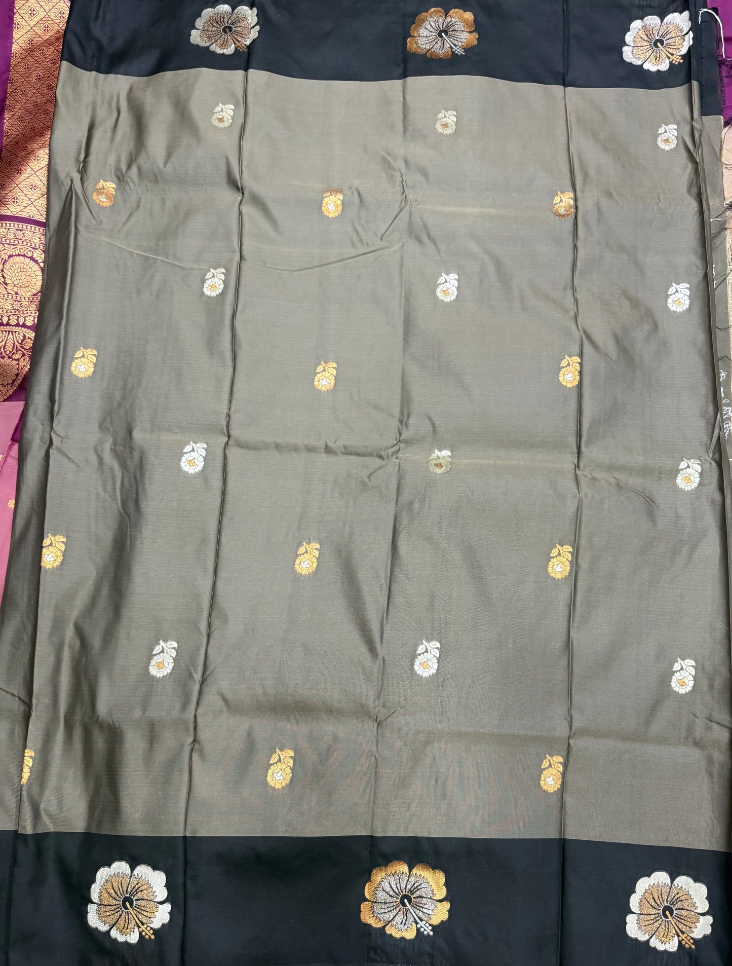 Lichi Soft Silk Saree - Kanchi Style pallu