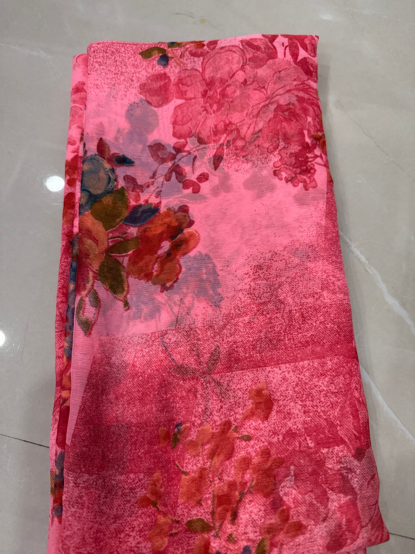 Chiffon saree with floral design
