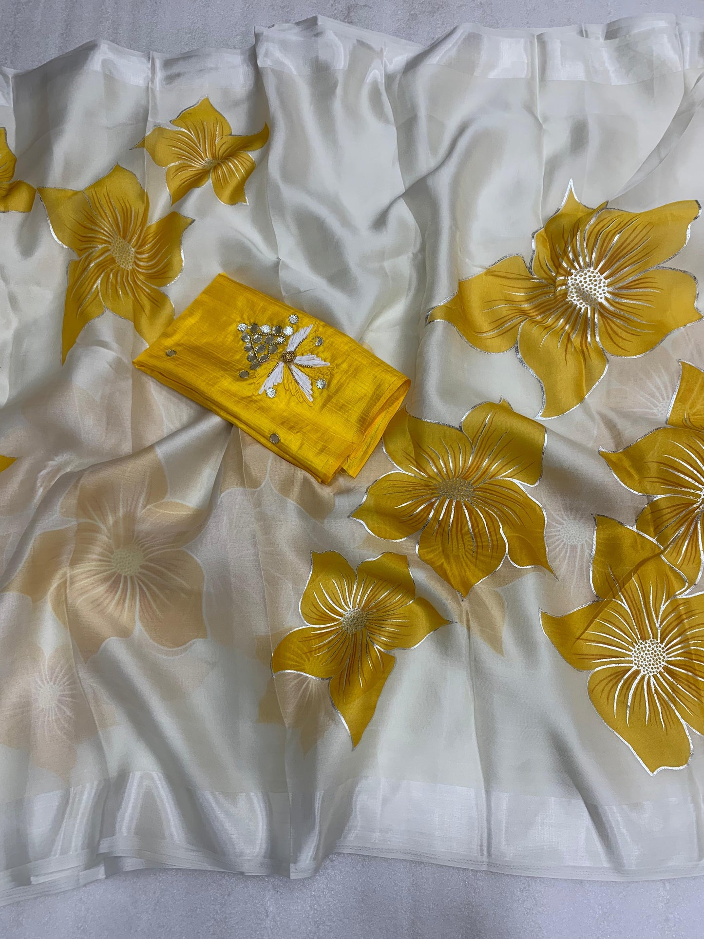 Pure Soft Organza Saree with Hand-Painted Floral Design & Silver Foil Outline |
Thread Work Blouse - ₹949/-Only