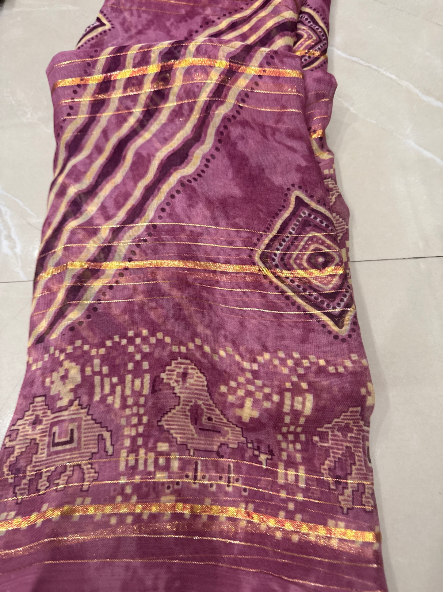 Georgette with golden weaving line