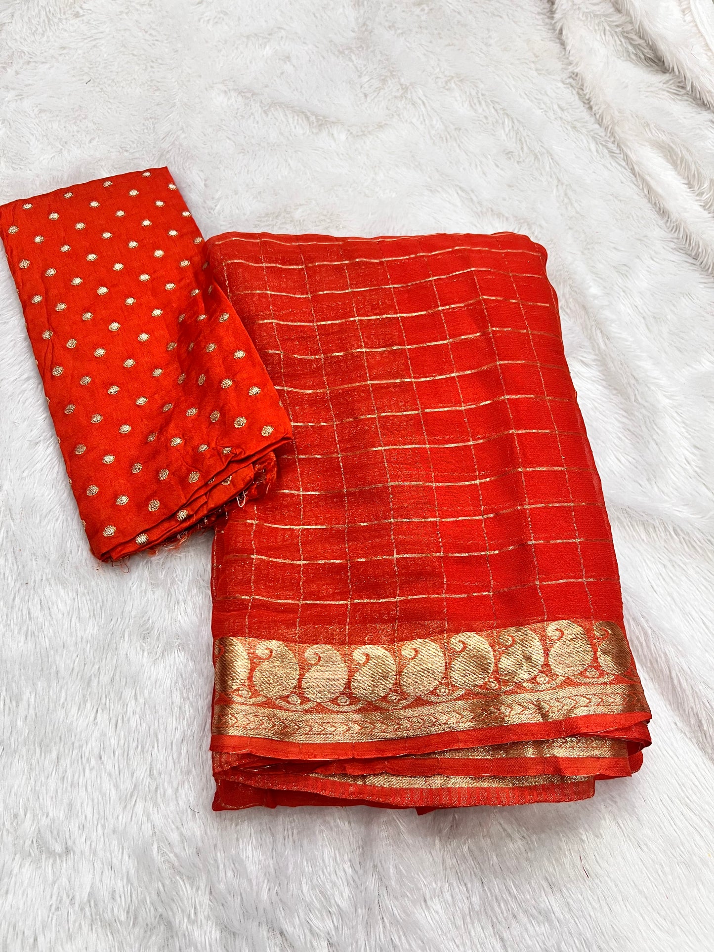 Pure Viscose Chinon Georgette Saree with Zari Checks & Borders