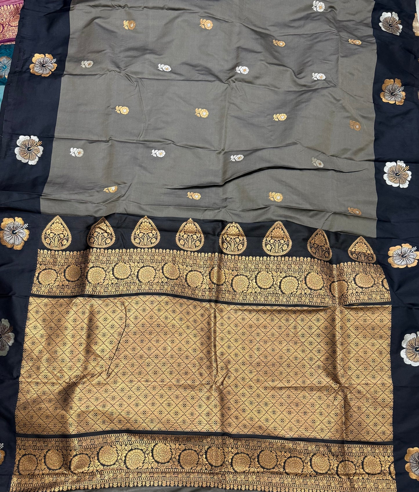 Lichi Soft Silk Saree - Kanchi Style pallu