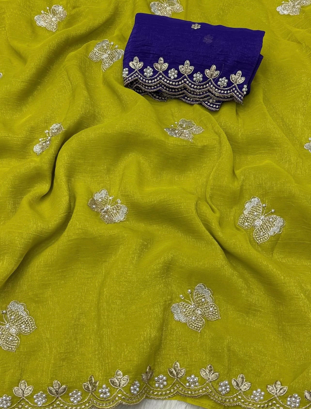 Crushed Silk Saree with Kundan & Pearl Thread Work