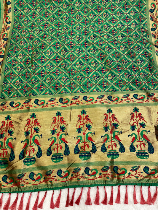 Heavy Banarasi Patola Silk Saree with Paithani Border & Pallu – ₹899 Only