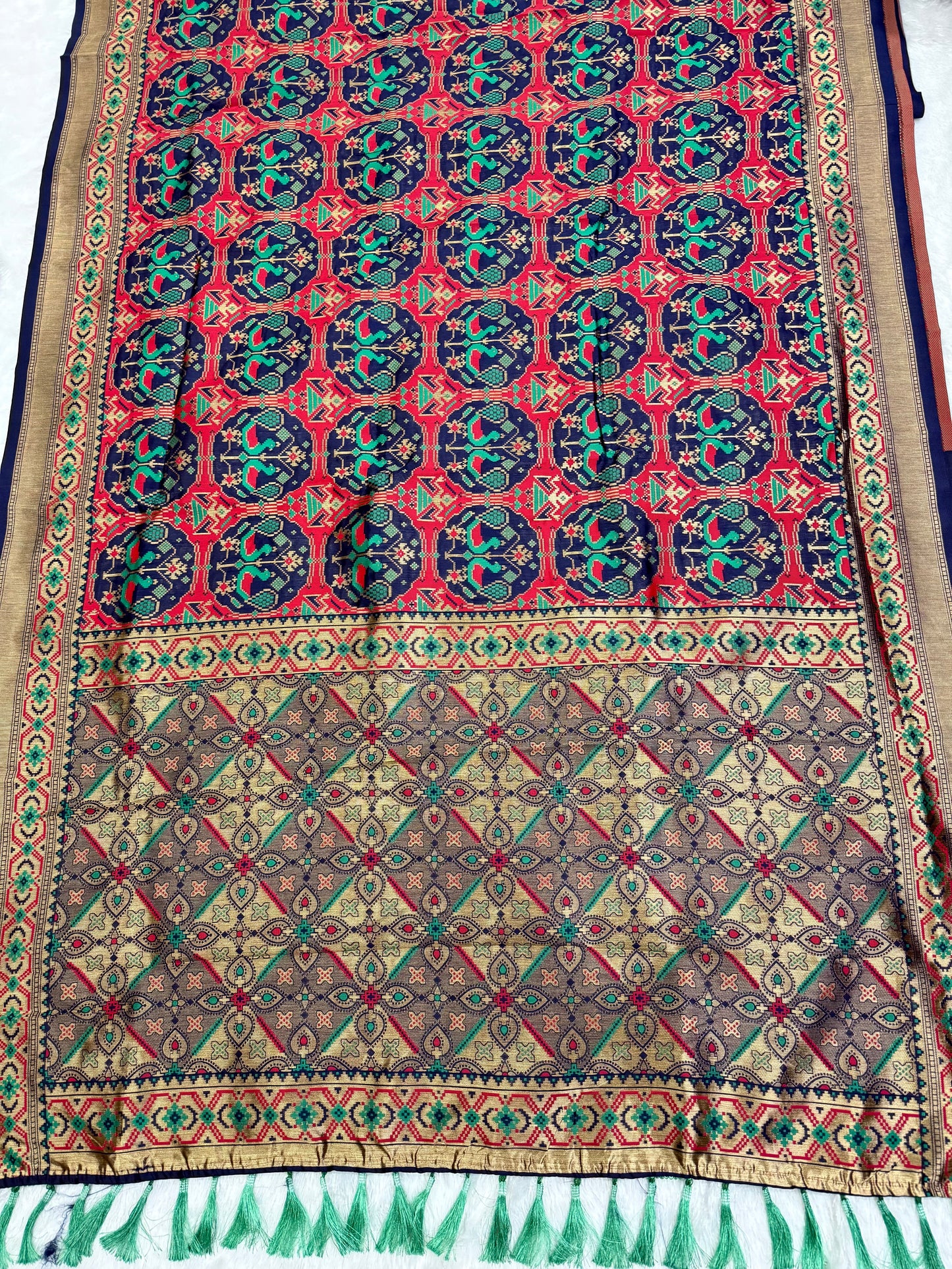 Heavy Banarasi Patola Silk Weaving Saree with Contrast Blue Blouse – ₹899 Only