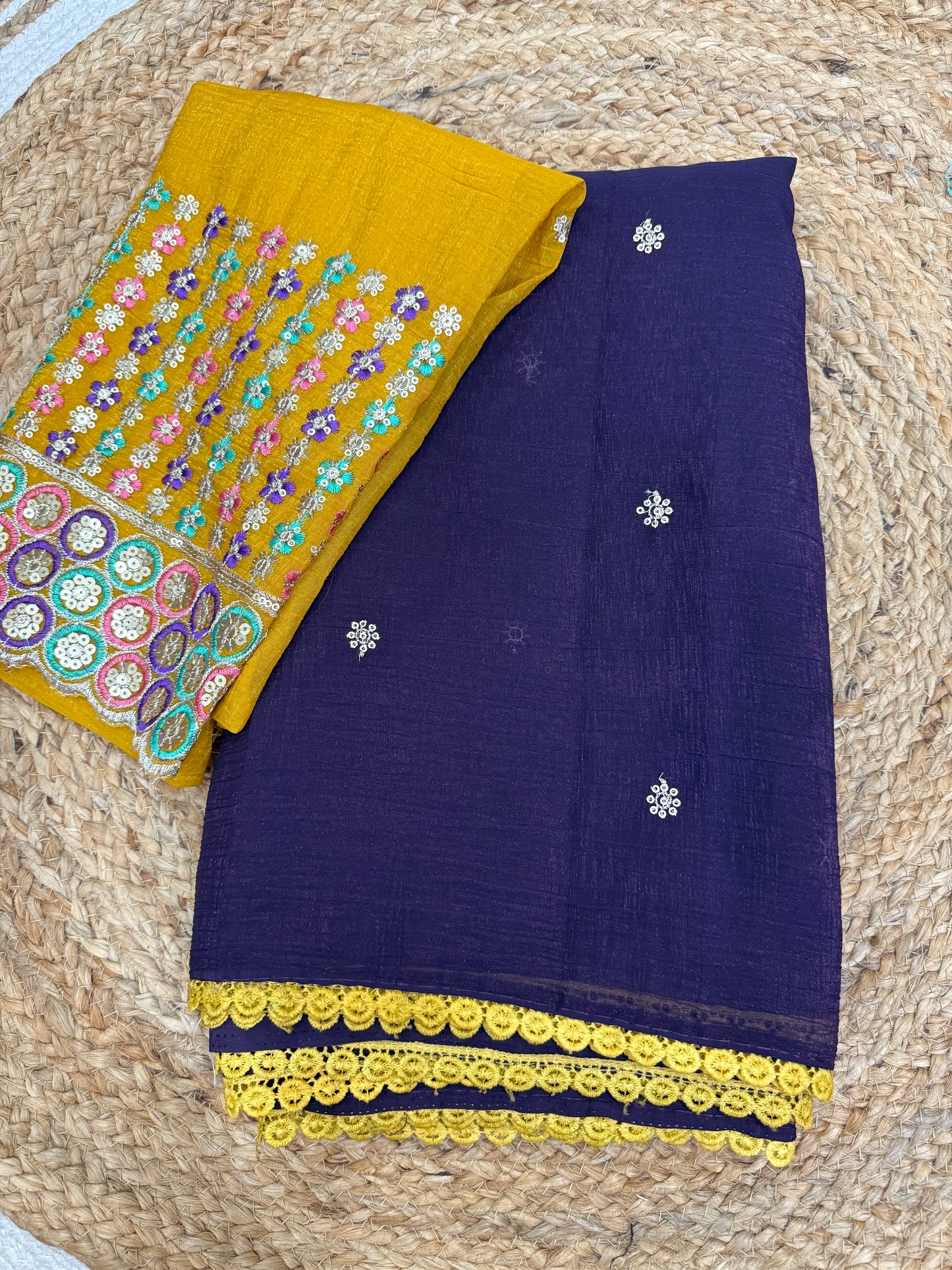Crunchy Silk Saree with Contrast Heavy Blouse & Matching Lace Border