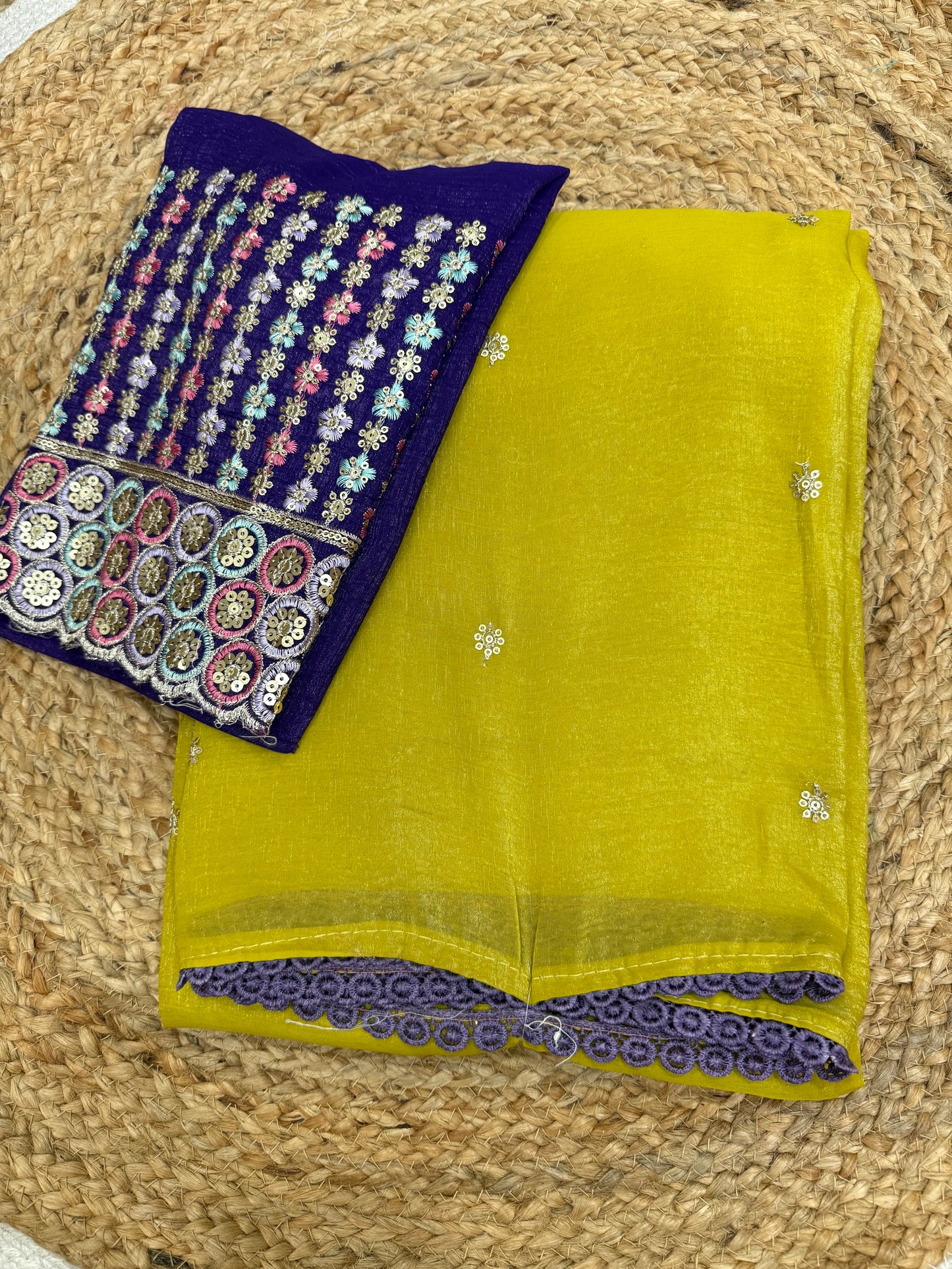 Crunchy Silk Saree with Contrast Heavy Blouse & Matching Lace Border